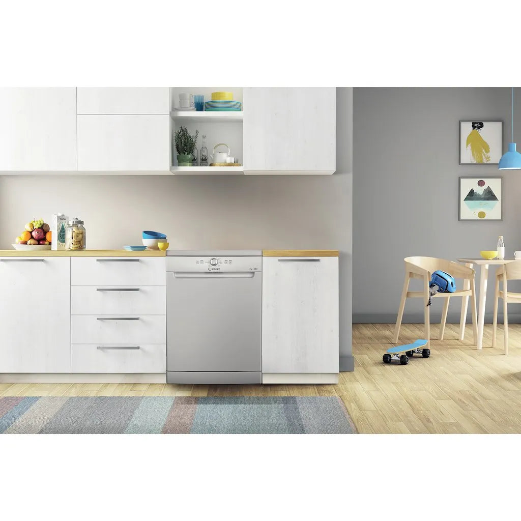 Indesit D2F HK26 S UK Vrijstaande Vaatwasser 60 cm - Zilver